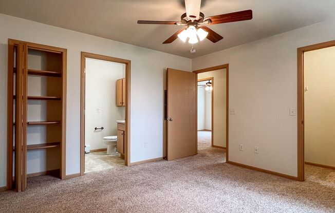 3 beds, 2 baths, 1,265 sqft, $1,620, Unit ML 525-08