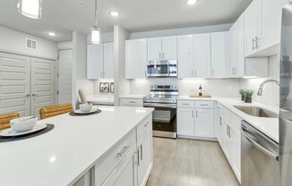 268 W CROSSTIMBERS ST