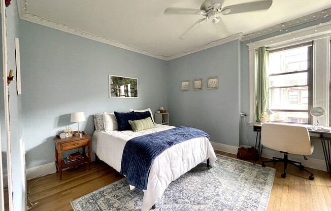 10 GREENWAY CT