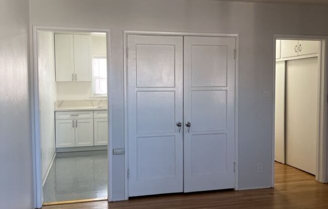 Studio, 1 bath, 400 sqft, $1,695