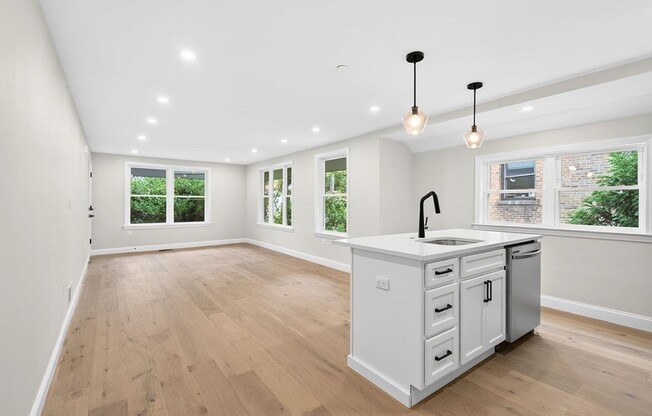 57 NOTTINGHILL RD