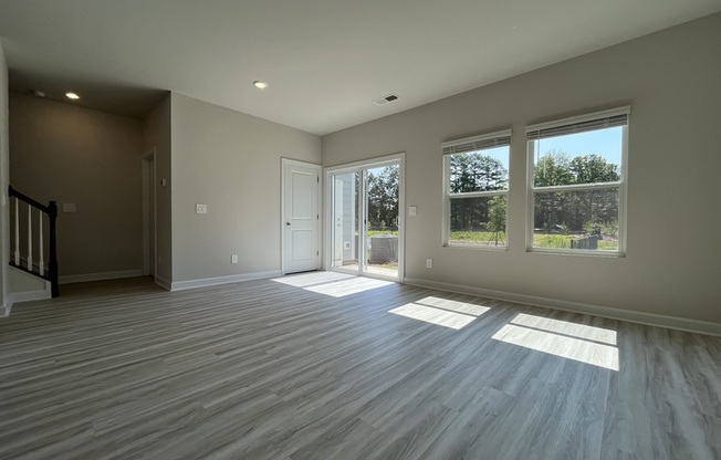 1716 BRAEMAR VLG DR