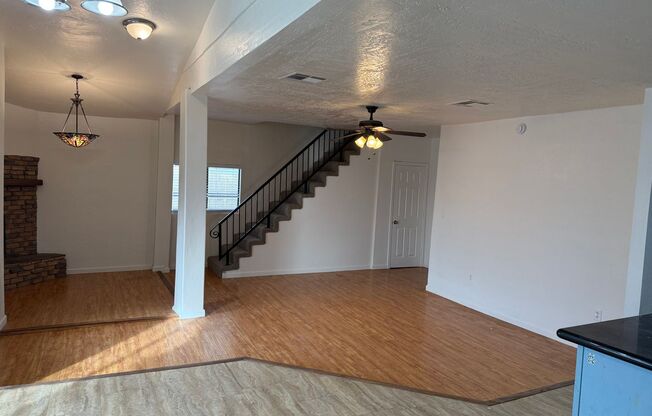 4 Bedroom Home in Historic Central Phoenix | All Utilities Included