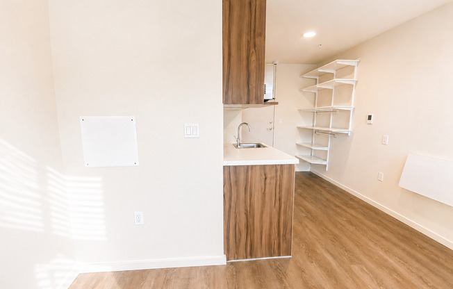 Studio, 1 bath, 180 sqft, $1,295, Unit 217-MFTE