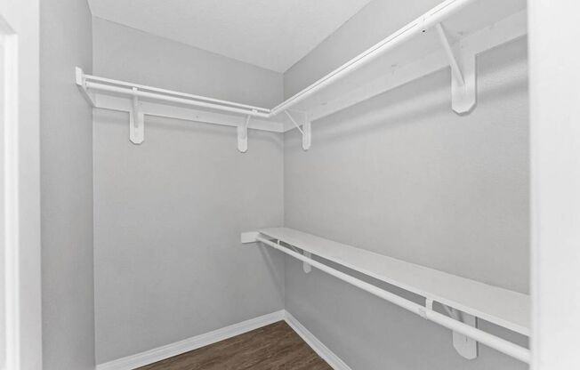 1 bed, 1 bath, 700 sqft, $2,010, Unit 219-31