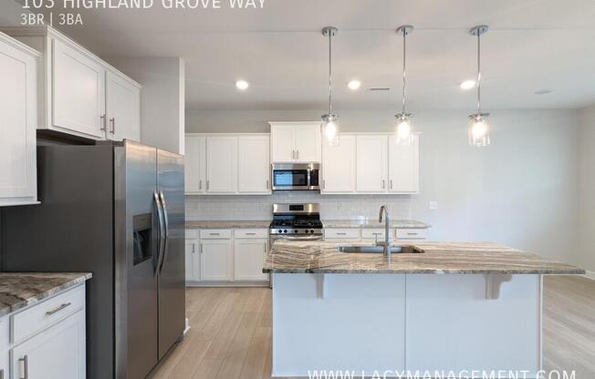 103 HIGHLAND GRV WAY