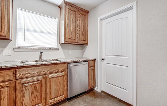 202 Honey Bee Drive