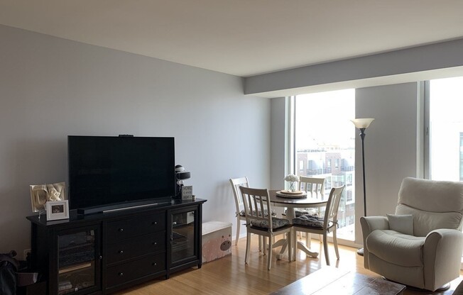 1 bed, 1 bath, 769 sqft, $3,750, Unit 802
