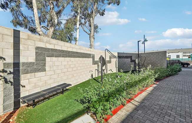 Seating area in sunlight at Bayview Apartments, Emeryville, California, 94608