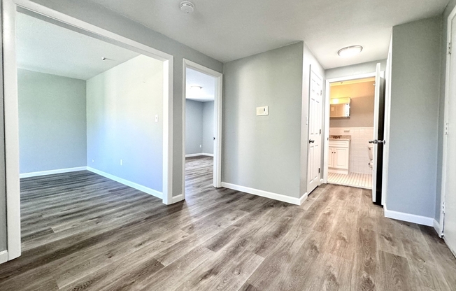 1 bed, 1 bath, 600 sqft, $1,900, Unit 11