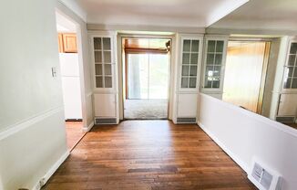 3 beds, 1 bath, $1,500