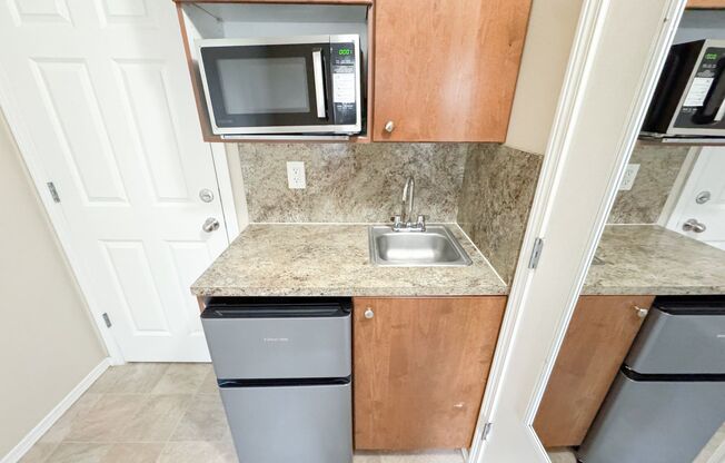 Studio, 1 bath, 146 sqft, $1,125, Unit 1D