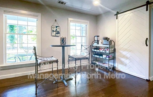204 COLD CRK DR