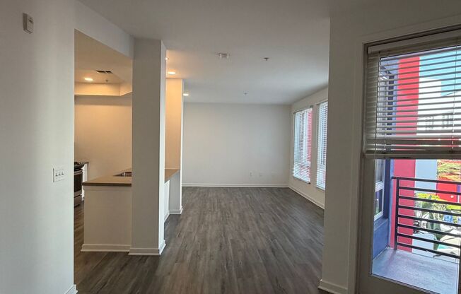 Studio, 1 bath, 668 sqft, $2,580, Unit 408