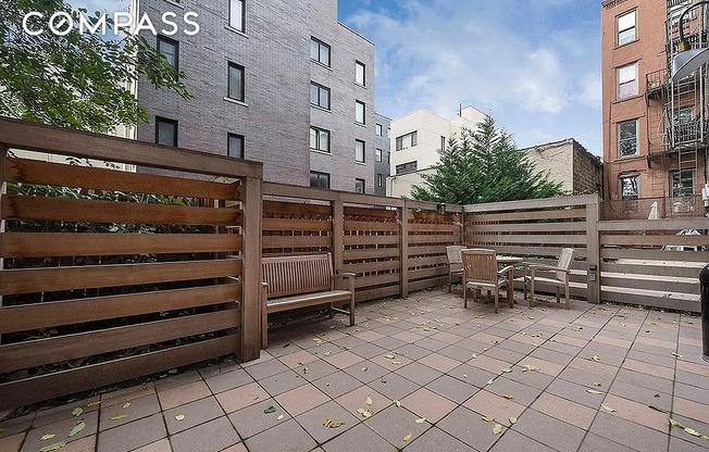 1 bed, 1 bath, $3,200, Unit 3A