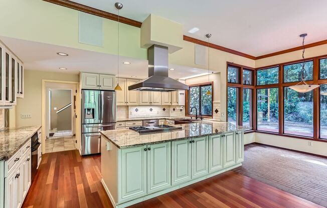 4bd/4.5ba Redmond Home