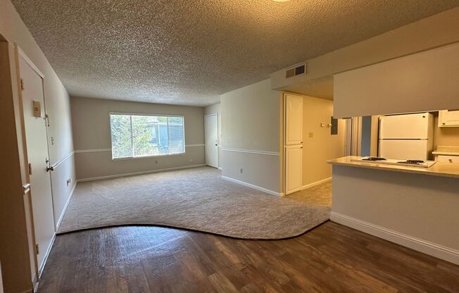 2 beds, 1 bath, 825 sqft, $1,675, Unit 490105