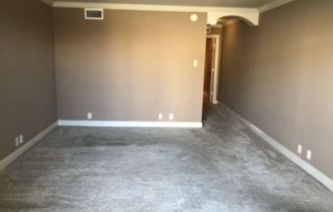 2 beds, 2 baths, $1,375, Unit 222