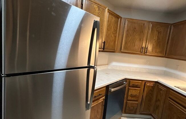 3 beds, 2 baths, 1,302 sqft, $1,300, Unit 205-306G