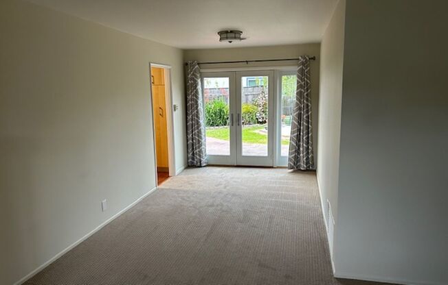 South Shoreview!! 1735 Cottage Grove