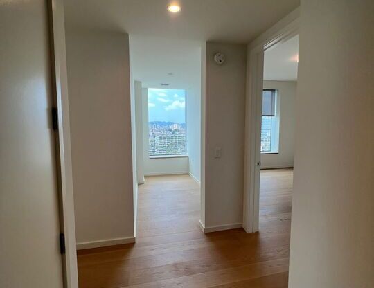 2 beds, 2.5 baths, 1,489 sqft, $5,100, Unit 1506