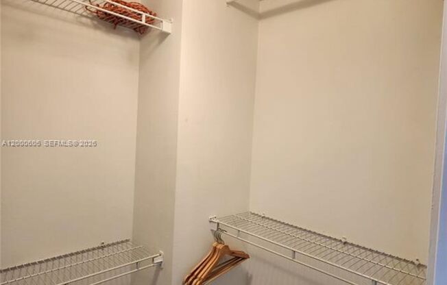 1 bed, 1.5 baths, $3,300, Unit # A 1207