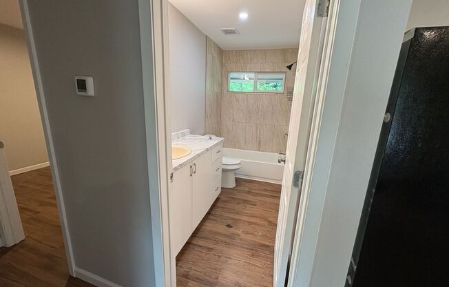 510_Three Southsiders_706 -714 S Burleson