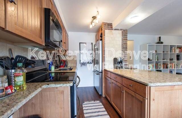 1270 N. Marion St  Unit 312