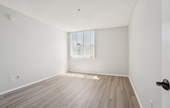 2 beds, 2 baths, 1,195 sqft, $2,267, Unit 113