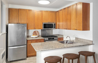 1 bed, 1 bath, $5,850, Unit 10K