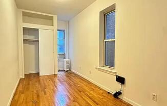 14 Jones St