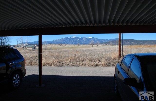 2 beds, 1 bath, 792 sqft, $1,000, Unit #3