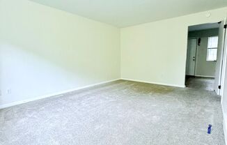 2 beds, 1 bath, $1,150, Unit 815