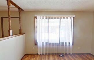 2 beds, 2 baths, $1,095