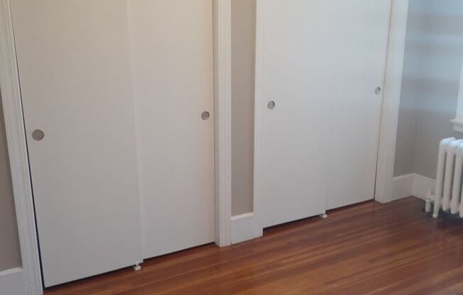 COURT SQUARE ASSOCIATES