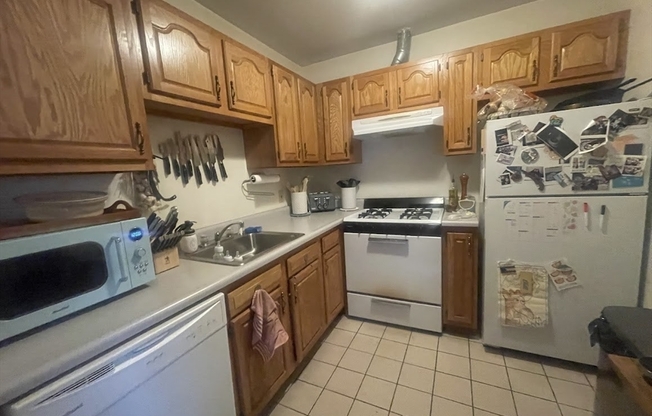 1 bed, 1 bath, 800 sqft, $2,250, Unit 3