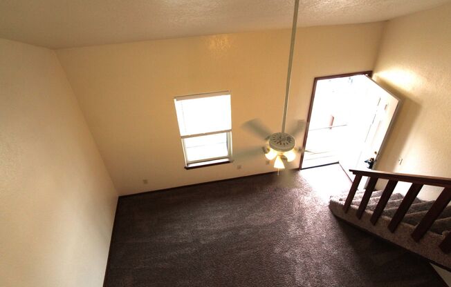 2 beds, 1 bath, 850 sqft, $850, Unit 11B