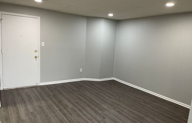 1 bed, 1 bath, 600 sqft, $1,525, Unit B - 28