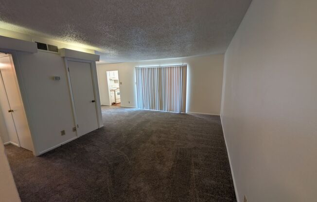 1 bed, 1 bath, 784 sqft, $790, Unit 55-B