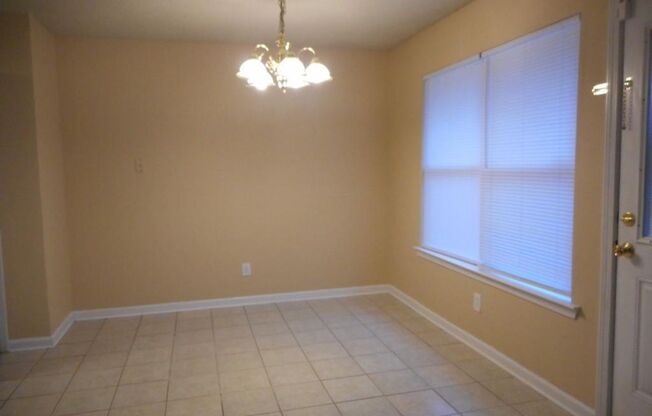 3 beds, 2 baths, $1,900