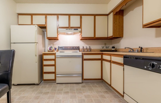 Kitchen at Deerfield Apartments, Kansas