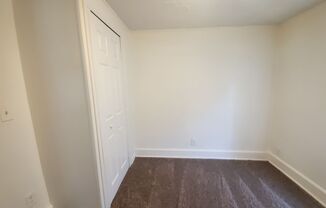 2 beds, 1 bath, $1,050