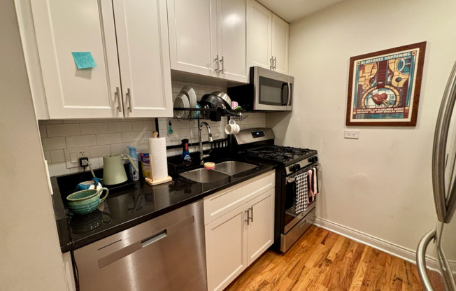 1 bed, 1 bath, 650 sqft, $1,600, Unit 6954-316