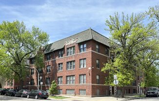 2700 Spaulding