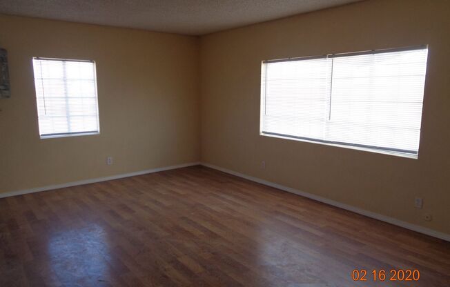 Cozy Ranch House on 2.5 Acres