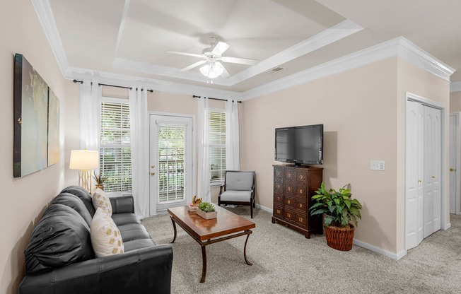 create memories that last a lifetime in your new home at Creekside Apartment Homes, Kansas, 66213