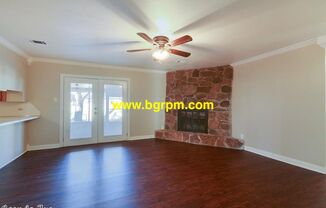 3 beds, 2 baths, $1,350