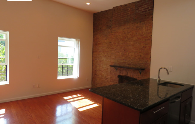 625 WALTON AVE