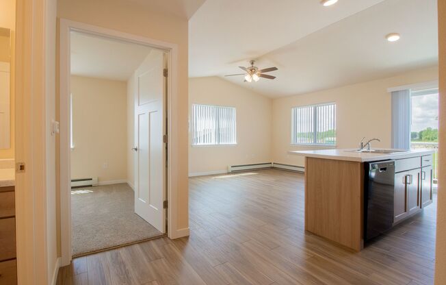 1 bed, 1 bath, 743 sqft, $1,499, Unit EC 4237-18