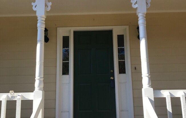 Great 4 Bedroom 2.5 Bath home in East Cobb Marietta